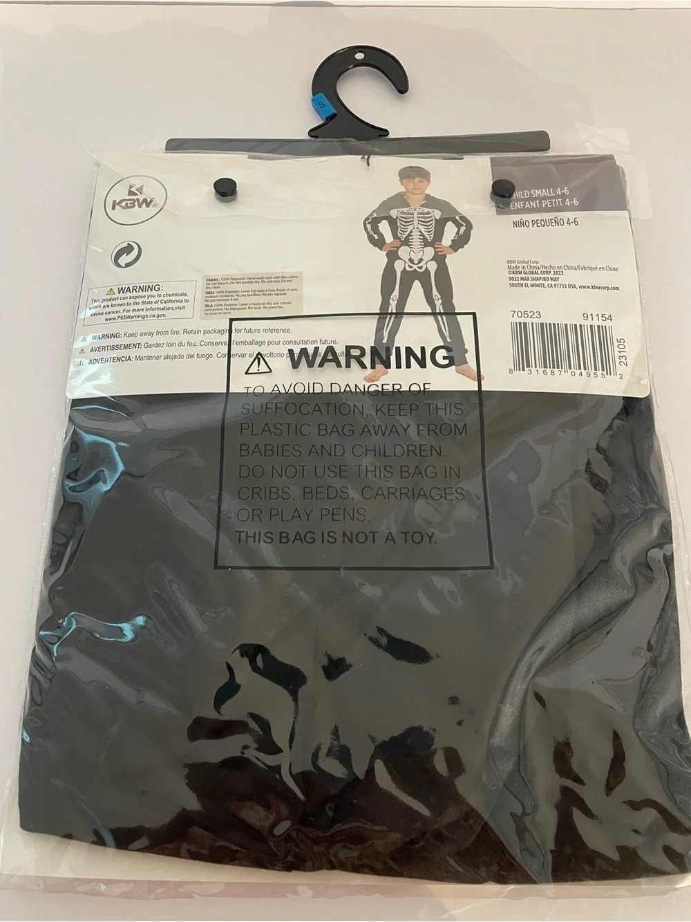 N/A black hooded